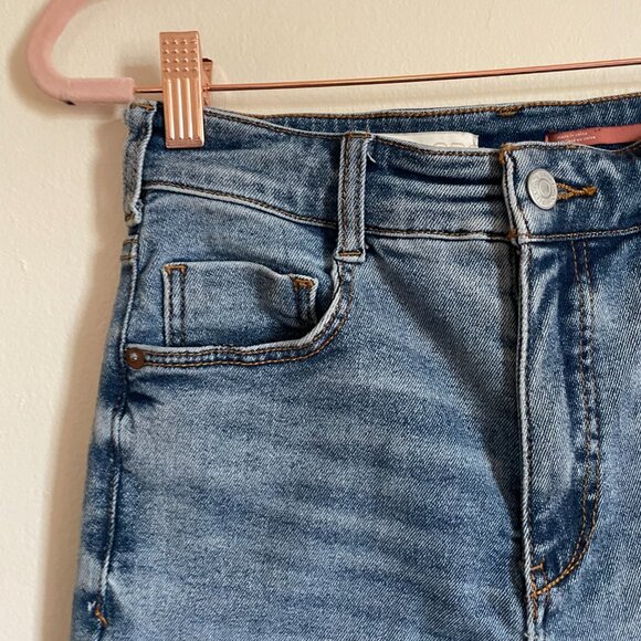 Anthropologie | Pilcro The Cigarette Slim Straight Medium Wash Frayed Hem Jeans - Picture 7 of 11